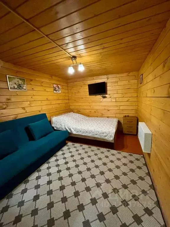 Комната Алтай, Чемальский район, с. Чемал Восточная ул., 3 - Фото 1