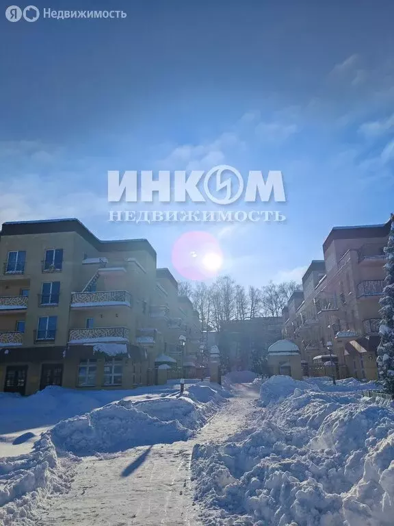 4-комнатная квартира: посёлок городского типа Тучково, Комсомольская ... - Фото 1