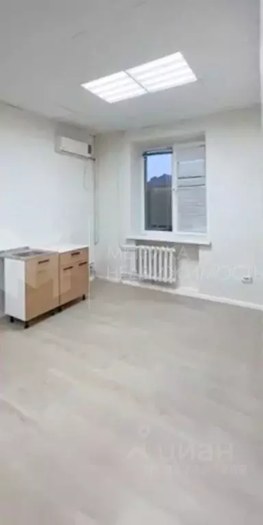 Помещение свободного назначения в Тюменская область, Тюмень ул. ... - Фото 1