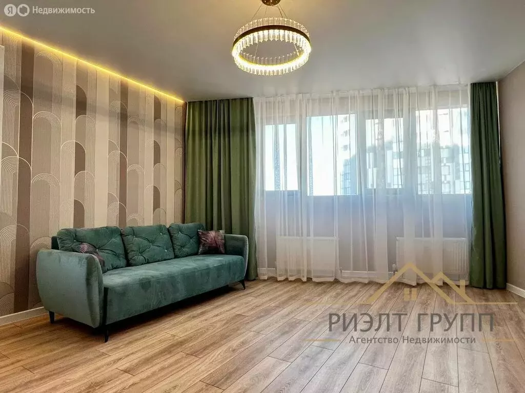3-комнатная квартира: Казань, Танковая улица, 2 (75 м) - Фото 1