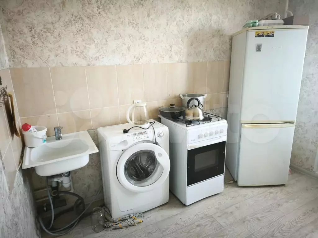 2-к. квартира, 60 м, 2/10 эт. - Фото 0