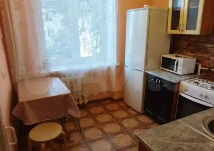 2-к. квартира, 55 м, 3/3 эт. - Фото 1