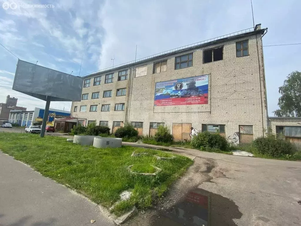 Помещение свободного назначения (2500 м) - Фото 1