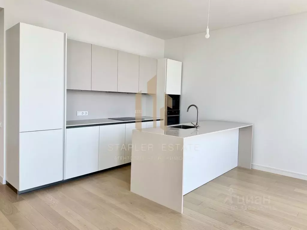 4-к кв. Москва ул. Костикова, 4к1 (166.3 м) - Фото 0