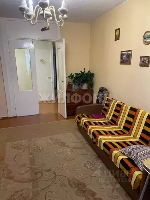 3-к кв. Новосибирская область, Новосибирск ул. Доватора, 33/1 (56.6 м) - Фото 1
