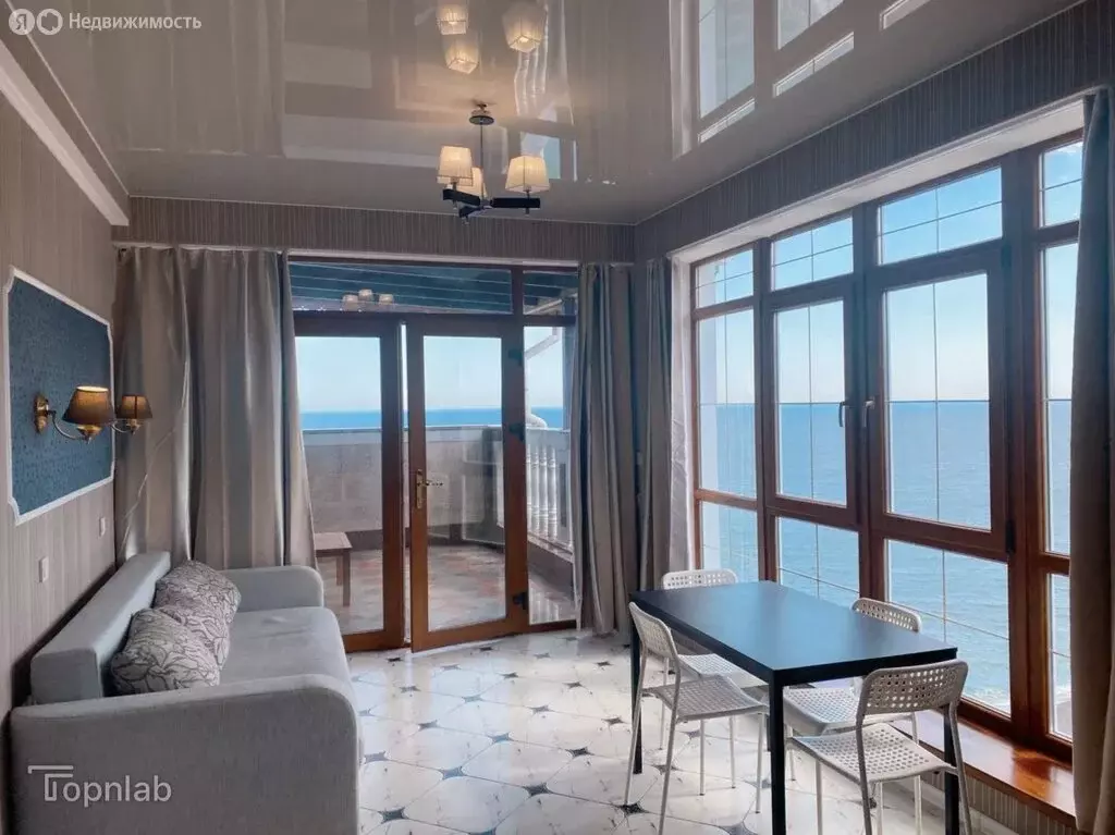 Квартира-студия: Алушта, Набережная улица, 16И (59.5 м) - Фото 1