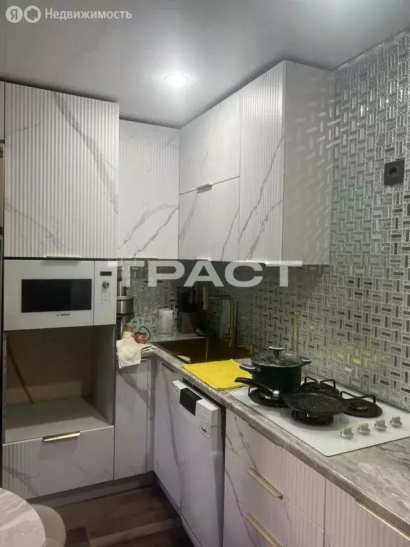 3-комнатная квартира: Воронеж, Иркутская улица, 15 (60 м) - Фото 1