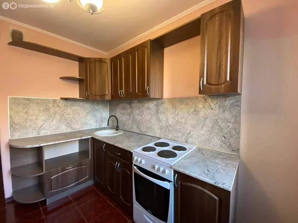 3-комнатная квартира: Челябинск, улица Чайковского, 70 (65.5 м) - Фото 1