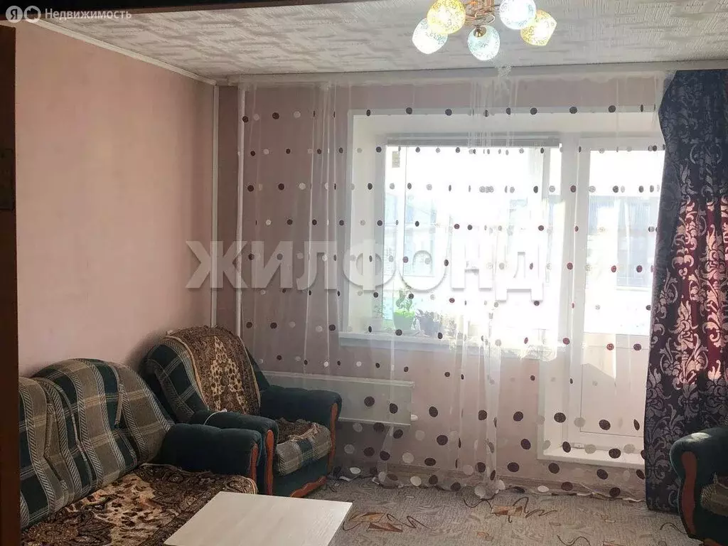 4-комнатная квартира: Абакан, Аскизская улица, 216 (76.5 м) - Фото 1