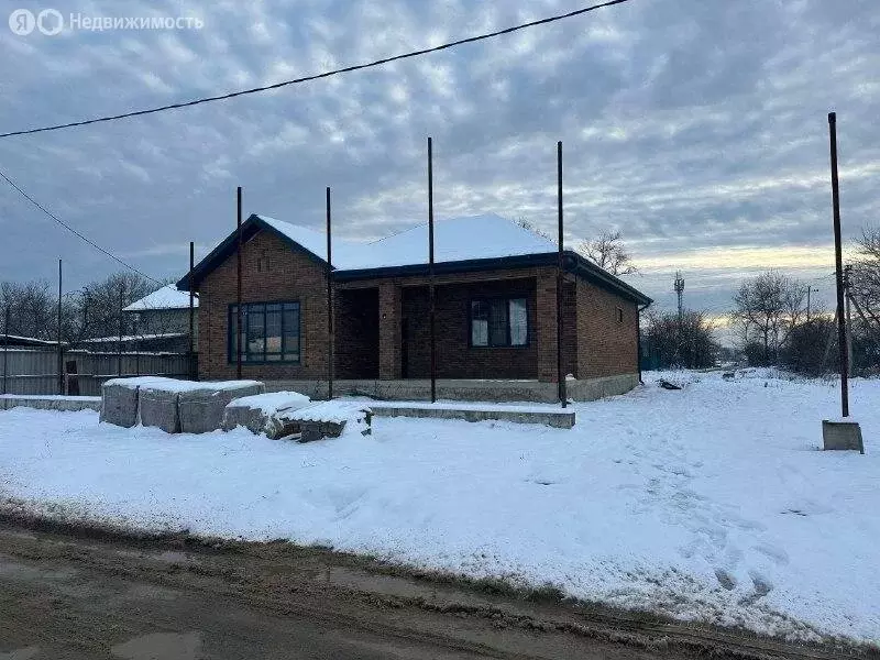 Дом в посёлок Западный, улица Исаева, 29 (165 м) - Фото 1
