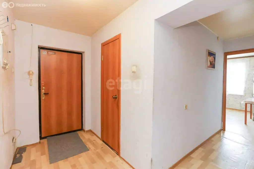 3-комнатная квартира: Хабаровск, Зареченская улица, 11 (75 м) - Фото 0
