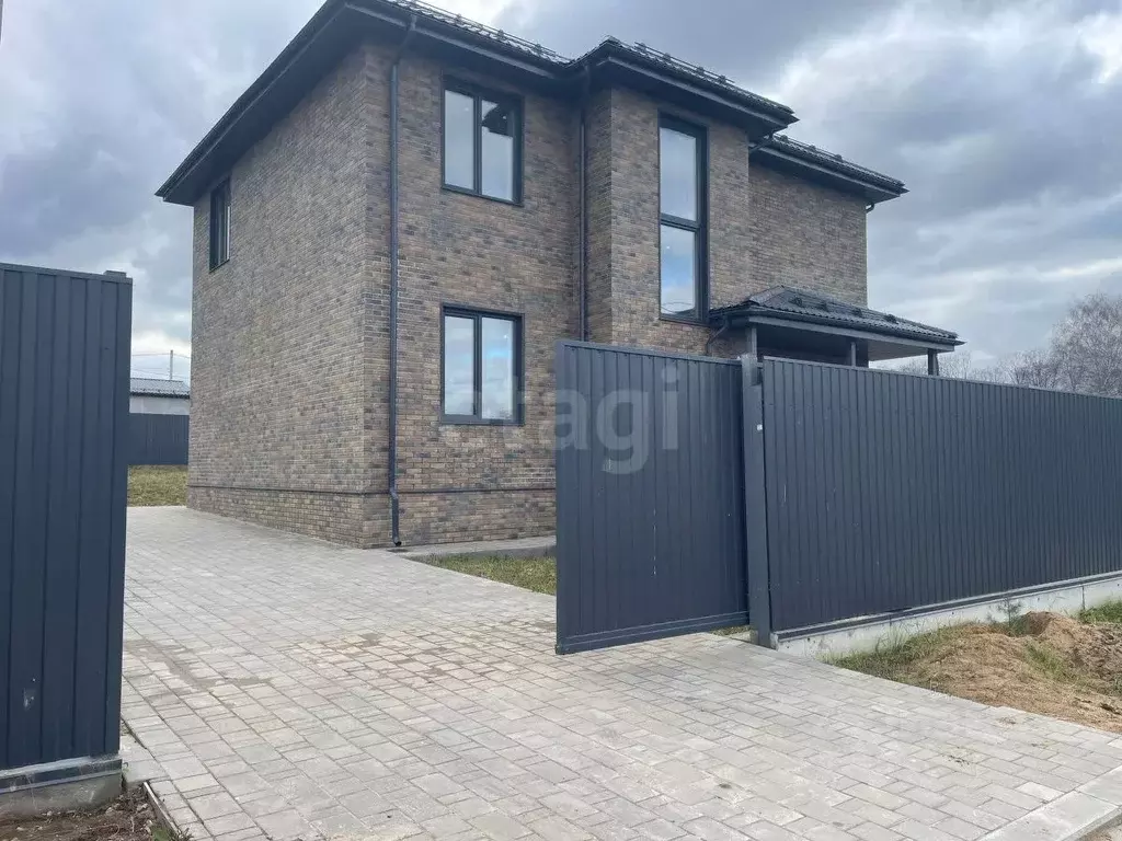 Дом в Москва Акиньшино-5 кп, 35 (180 м) - Фото 1