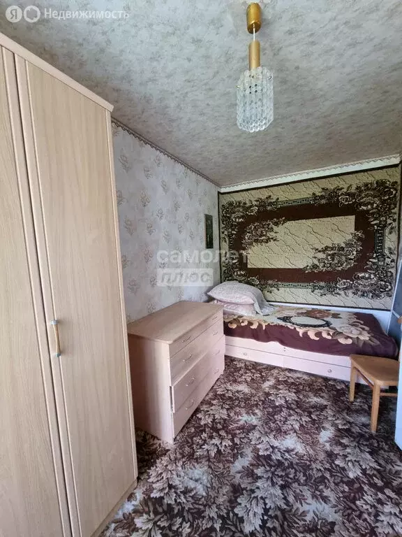 3-комнатная квартира: Волгоград, улица 64-й Армии, 20 (54 м) - Фото 0