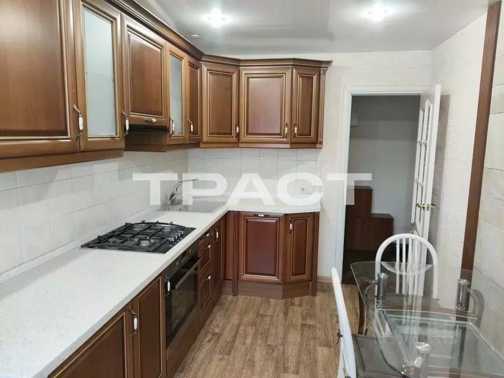 3-к кв. Воронежская область, Воронеж ул. Моисеева, 15 (81.1 м) - Фото 1