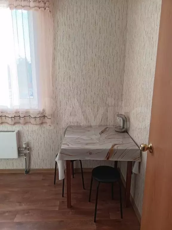 1-к. квартира, 37 м, 1/3 эт. - Фото 1