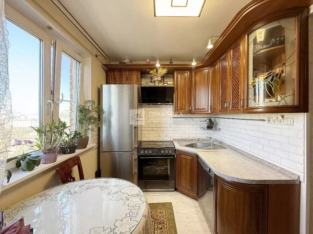 Продается 3-комнатная квартира - Фото 1