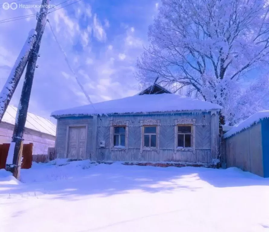 Дом в Фатежский район, Большежировский сельсовет, деревня Полевой ... - Фото 1