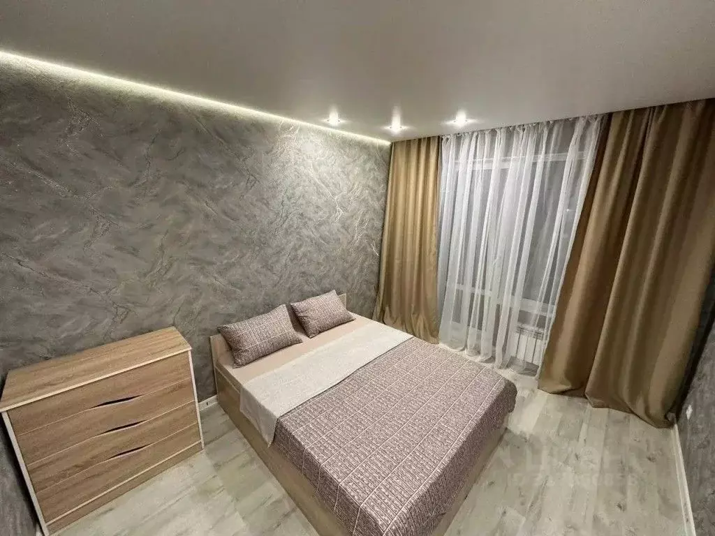 3-к кв. Алтайский край, Барнаул ул. Сергея Семенова, 20 (54.0 м) - Фото 0
