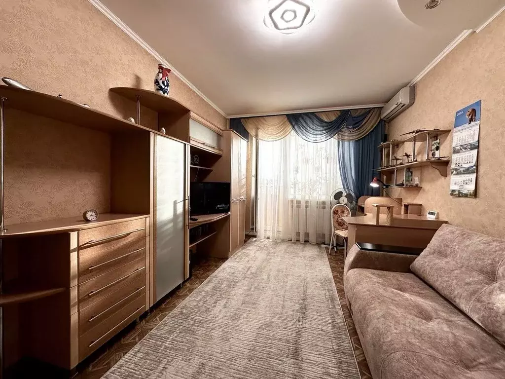 1-к кв. Белгородская область, Белгород ул. Есенина, 38 (36.0 м) - Фото 1