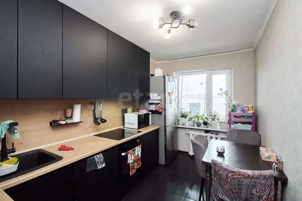 3-к кв. Тюменская область, Тюмень Флотская ул., 13 (68.4 м) - Фото 1