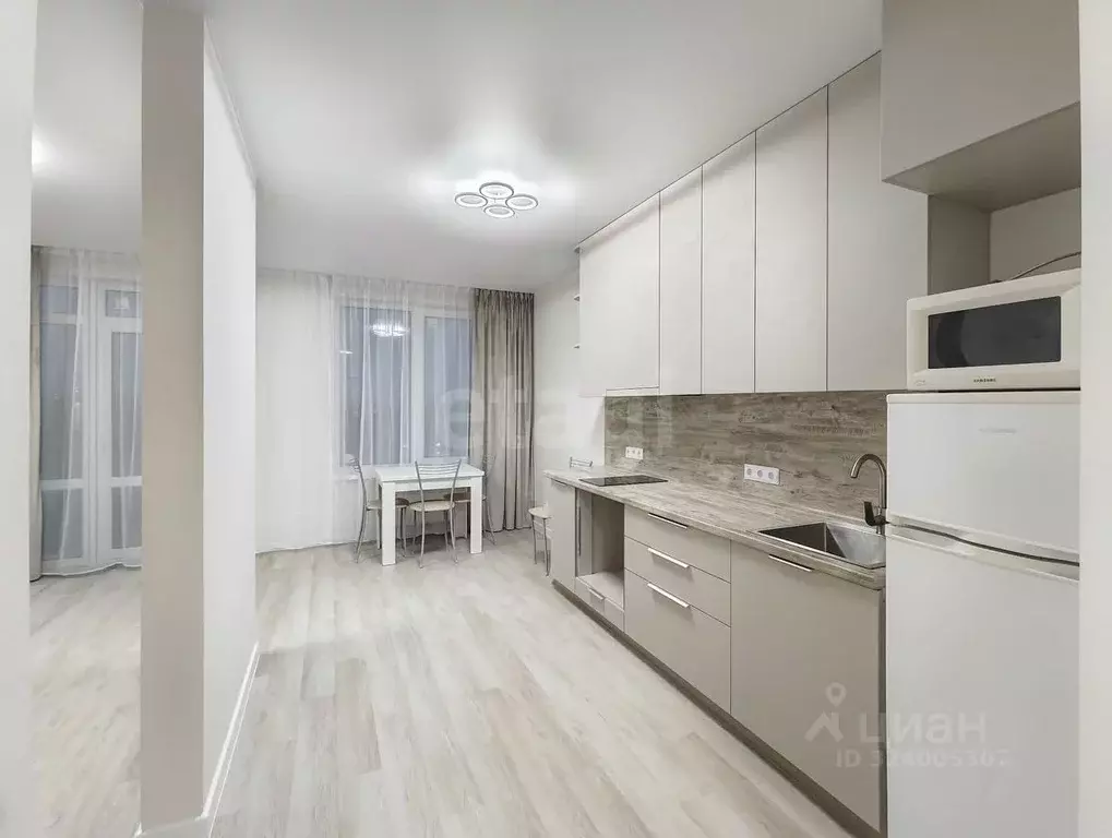 1-к кв. Тюменская область, Тюмень Тарманы мкр, ул. Малышева, 31к1 ... - Фото 0