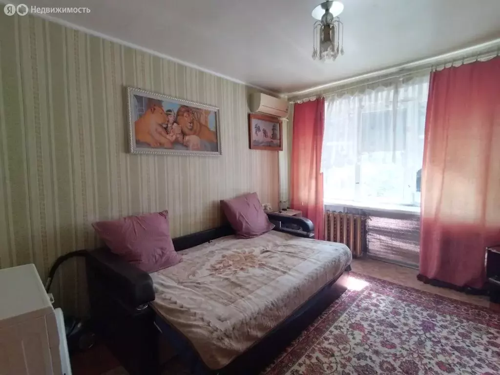 1-комнатная квартира: Шахты, Текстильная улица, 4А (18 м) - Фото 0