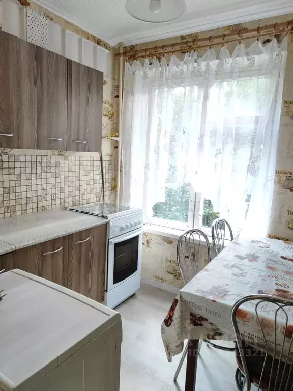 2-к кв. Московская область, Одинцово Молодежная ул., 30 (46.0 м) - Фото 0