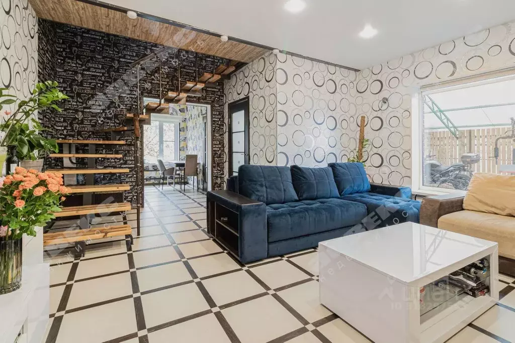 Коттедж в Санкт-Петербург Горелово тер., ул. Дачная, 135 (344 м) - Фото 1