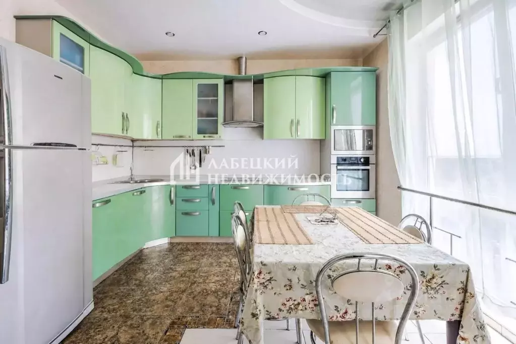 3-к кв. Краснодарский край, Сочи Виноградная ул., 2б (98.4 м) - Фото 2