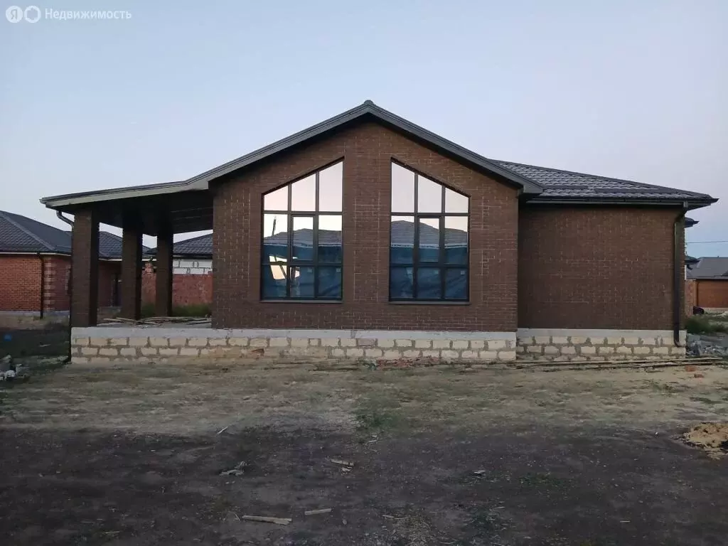 Дом в Михайловск, улица Ишкова (125 м) - Фото 0