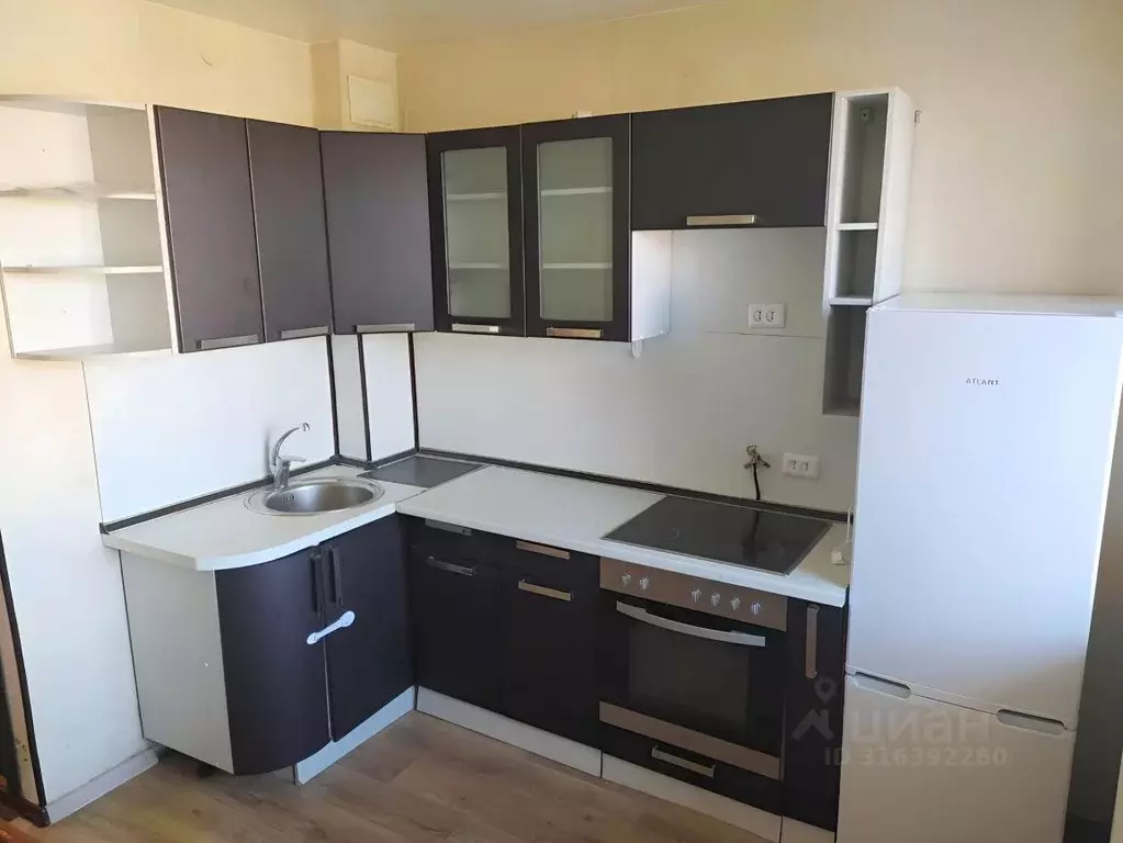 1-к кв. Санкт-Петербург ул. Десантников, 12к1 (37.5 м) - Фото 0