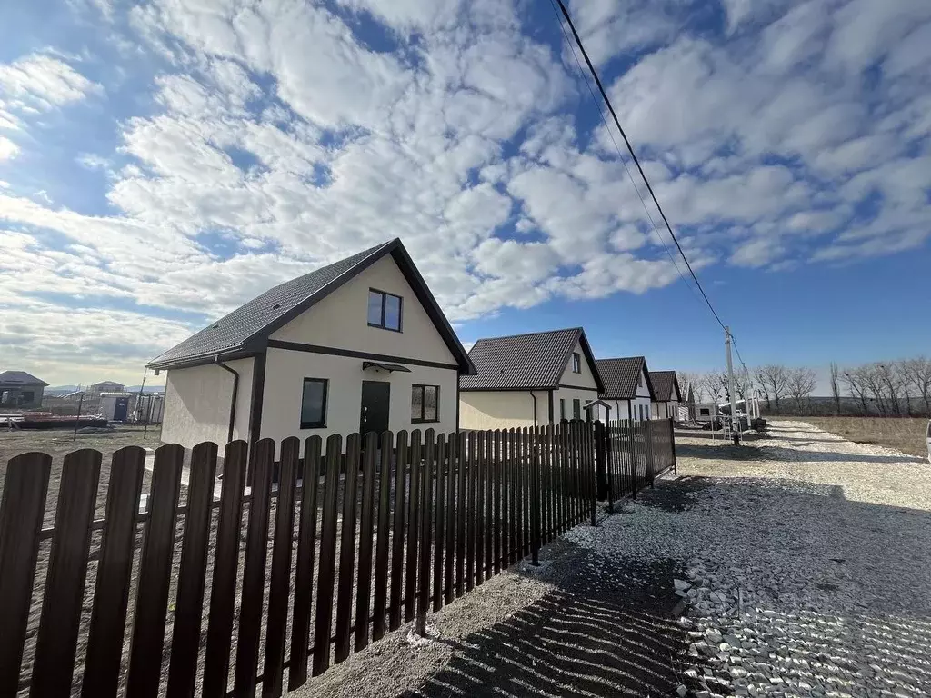 Дом в Краснодарский край, Анапа муниципальный округ, с. Юровка ул. ... - Фото 0