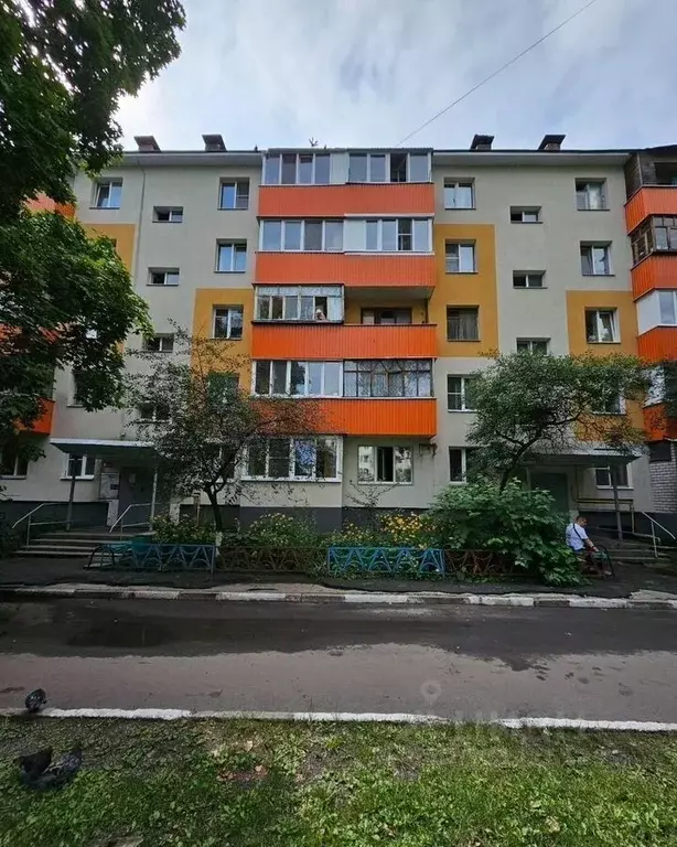 2-к кв. Белгородская область, Старый Оскол Весенний мкр, 3 (47.0 м) - Фото 2