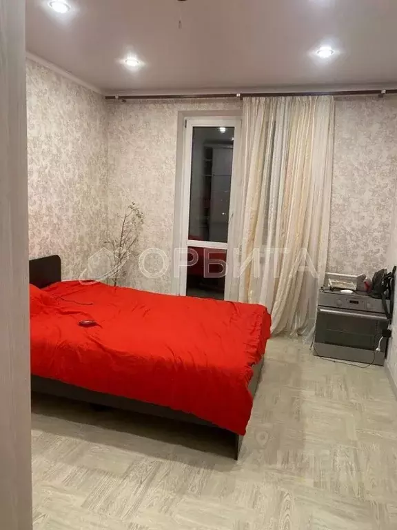 3-к кв. Тюменская область, Тюмень ул. Клары Цеткин, 29к2 (65.4 м) - Фото 1