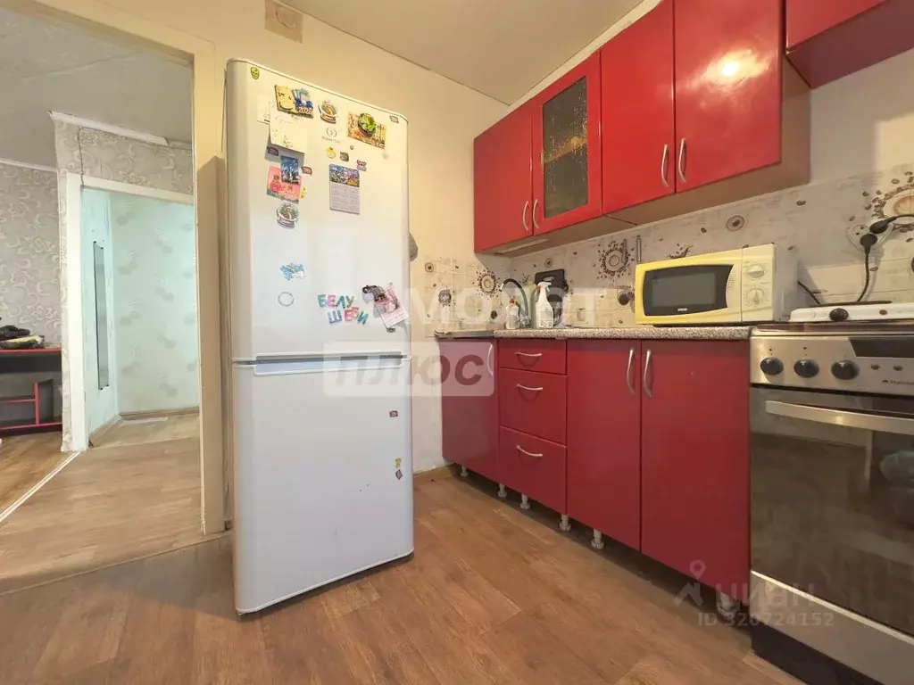 2-к кв. Кемеровская область, Ленинск-Кузнецкий ул. Пушкина, 5 (42.6 м) - Фото 1