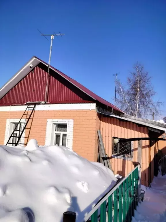 Дом в Башкортостан, Ишимбай ул. Комарова, 33 (51 м) - Фото 1