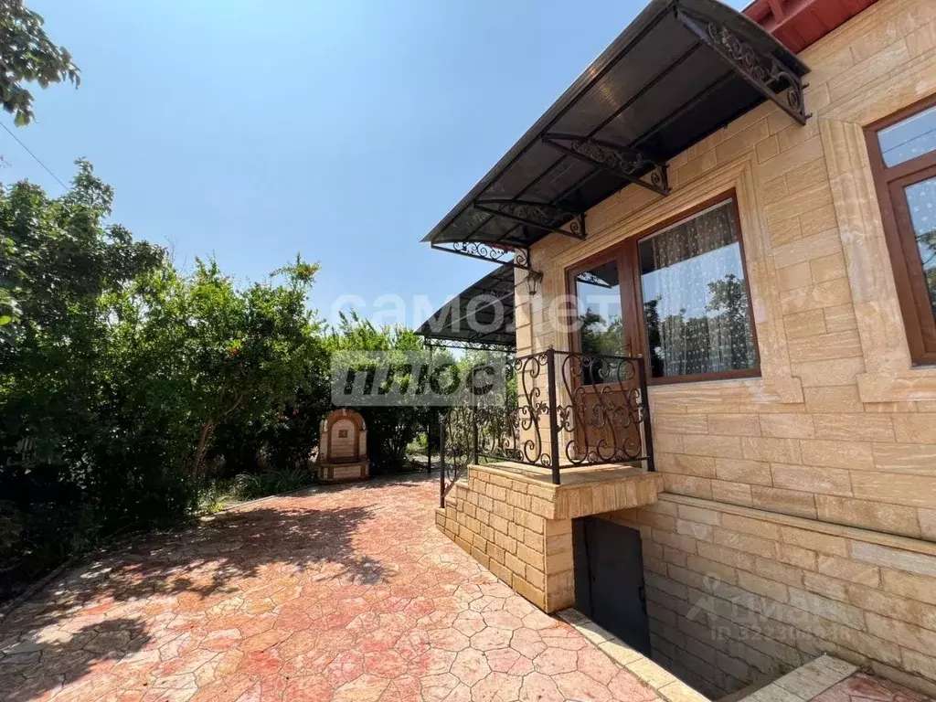 Дом в Дагестан, Дербентский район, с. Хазар ул. Садовая, 40 (58 м) - Фото 1