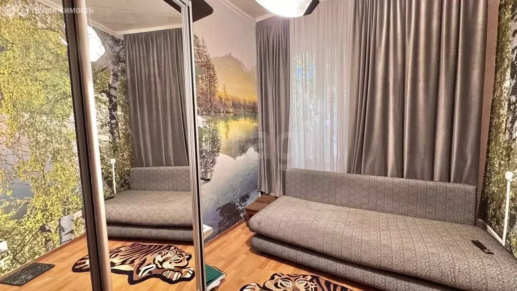2-комнатная квартира: Инкерман, улица Толбухина, 3 (49.7 м) - Фото 1