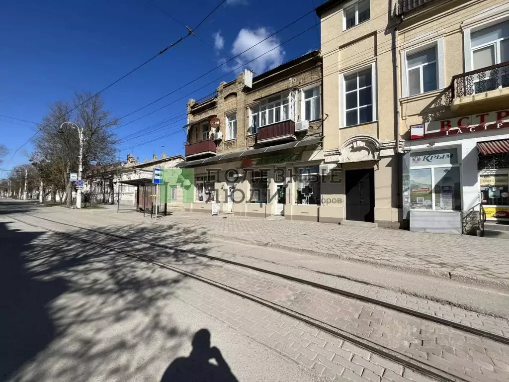 Торговая площадь в Крым, Евпатория ул. Гоголя, 10/6 (72 м) - Фото 1