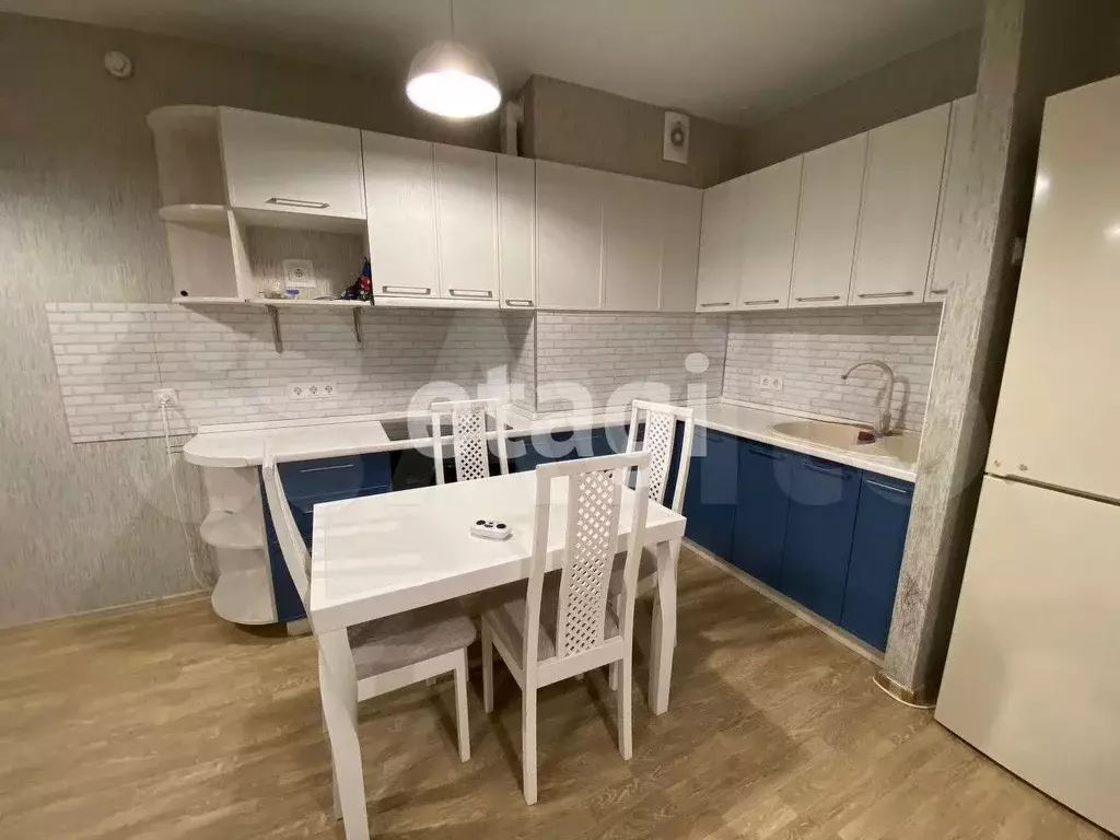 2-к. квартира, 54 м, 2/18 эт. - Фото 0