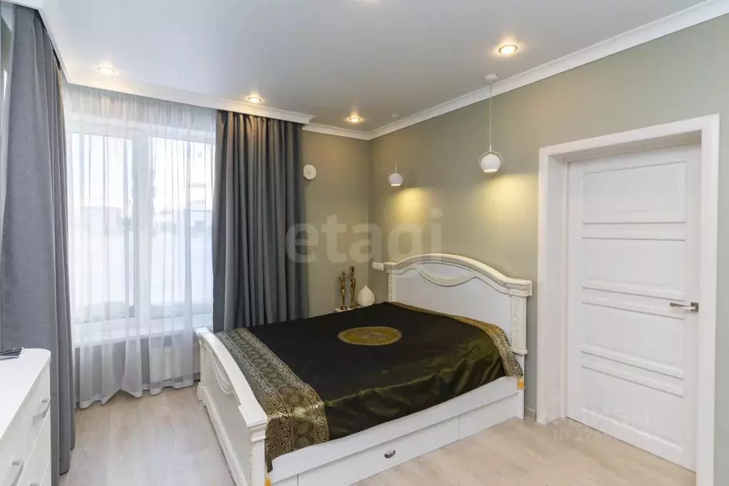 2-к кв. Тюменская область, Тюмень ул. Федюнинского, 30 (62.4 м) - Фото 1