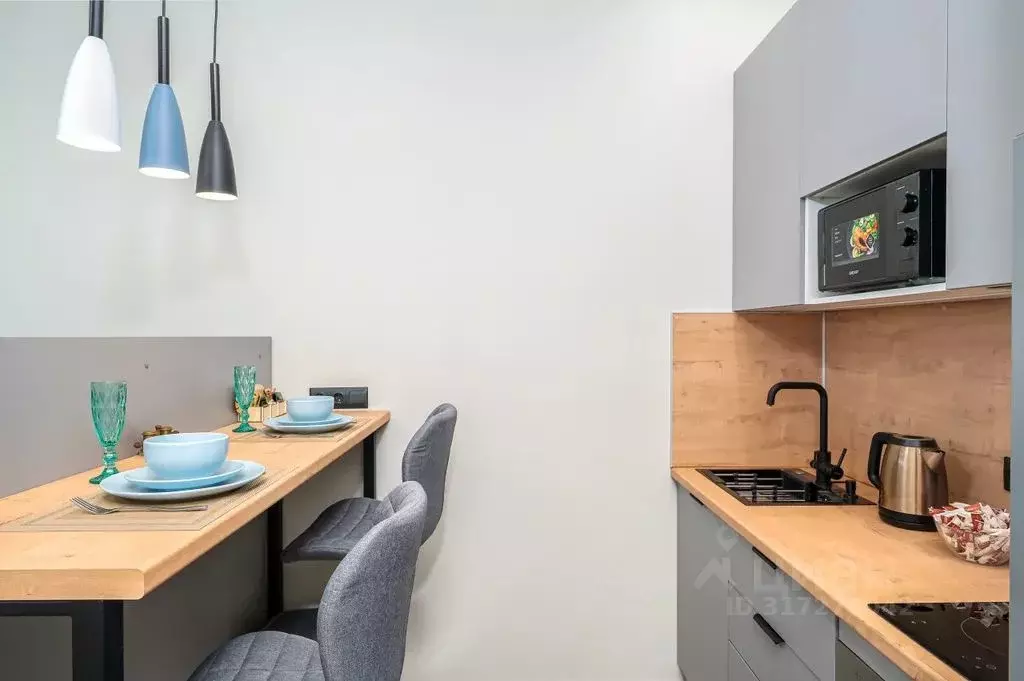 Студия Санкт-Петербург наб. Макарова, 58 (35.0 м) - Фото 1