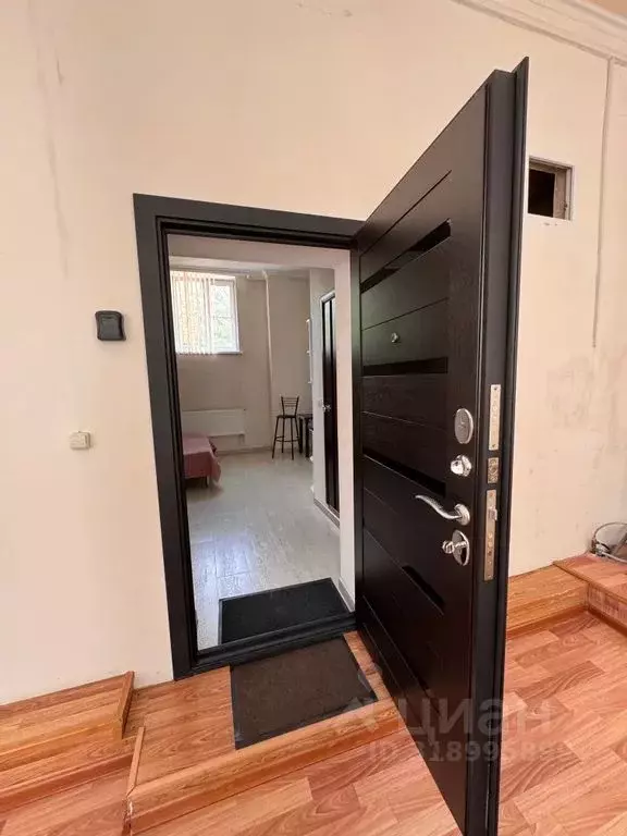 Студия Ставропольский край, Кисловодск ул. Алексея Реброва, 5 (35.0 м) - Фото 1