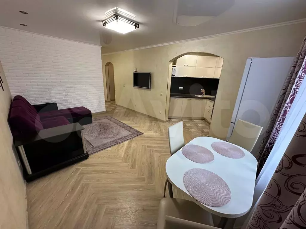 2-к. квартира, 90 м, 10/14 эт. - Фото 0