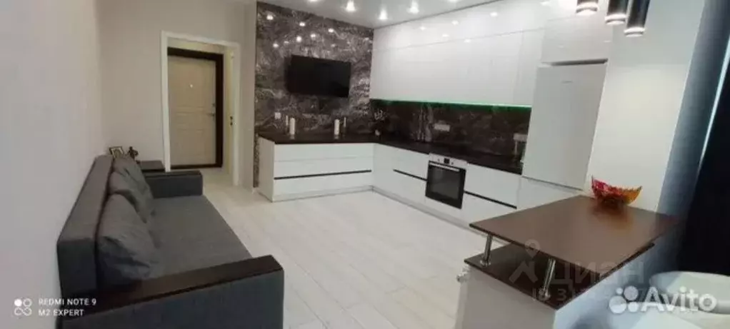 Студия Краснодарский край, Краснодар ул. Западный обход, 42/4к1 (25.0 ... - Фото 0