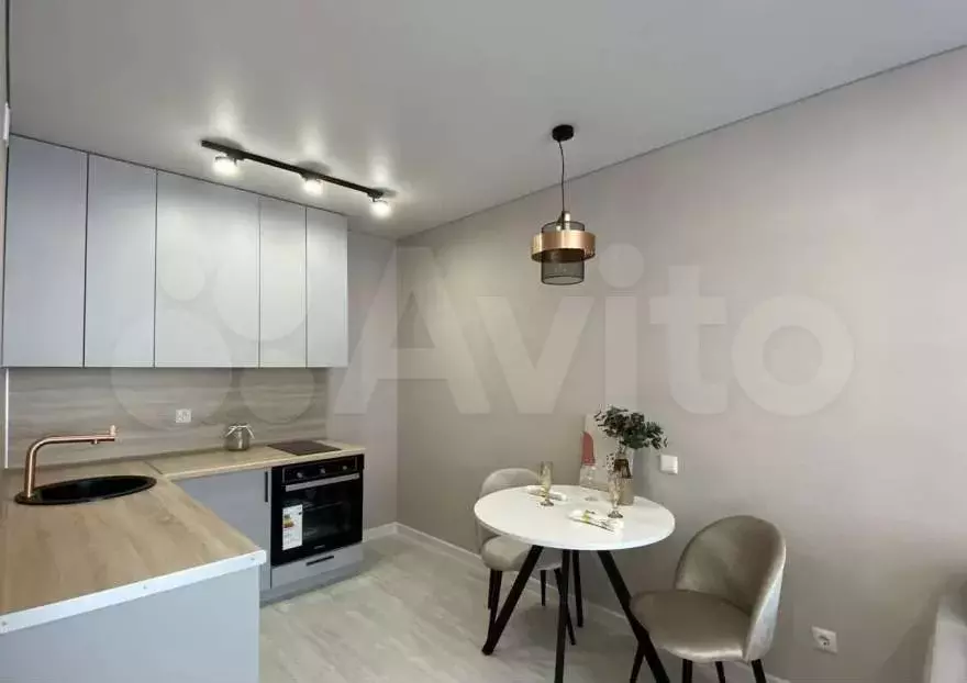 1-к. квартира, 40 м, 7/16 эт. - Фото 1