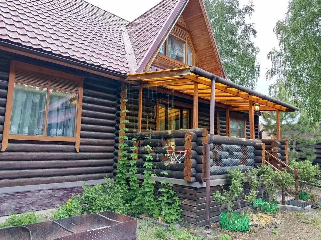 Дом в Башкортостан, Белорецкий район, Абзаковский сельсовет, с. ... - Фото 0