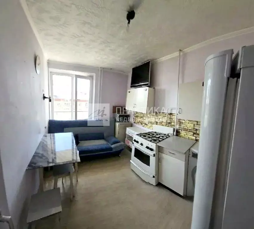 Продается 2-комнатная квартира - Фото 1