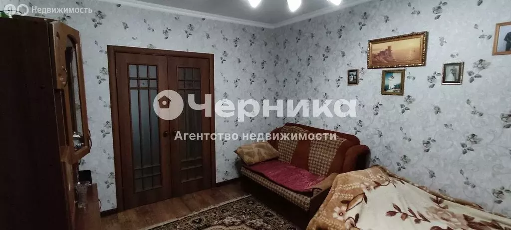 2-комнатная квартира: Каменск-Шахтинский, улица Мусина, 74 (49 м) - Фото 0