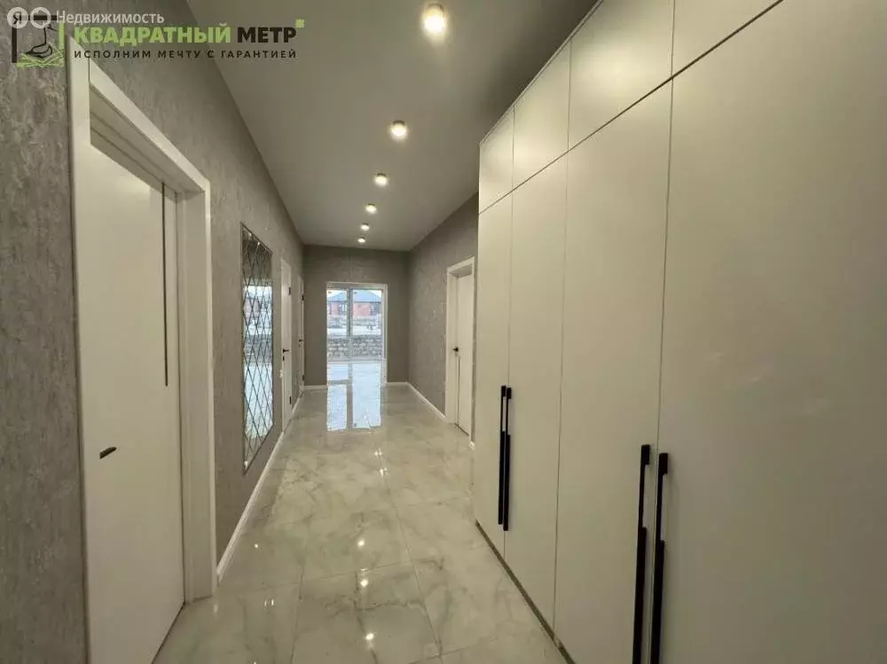 Дом в Михайловск, улица Владимира Ацуты (140 м) - Фото 1